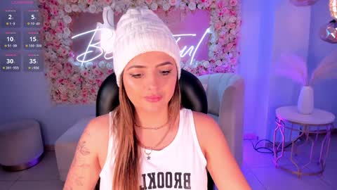 Snapshot of amywoods chatting on 01/11/25, 02:09 online show from 01/11/25, 02:09