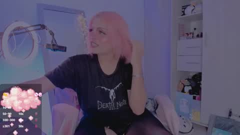 Snapshot of amyy_rouse chatting on 02/28/26, 08:48 Collinns online show from 02/28/26, 08:48