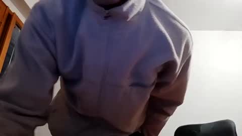 Snapshot of amyyrlikesdeep chatting on 02/20/25, 01:03 amyyrlikesdeep online show from 02/20/25, 01:03