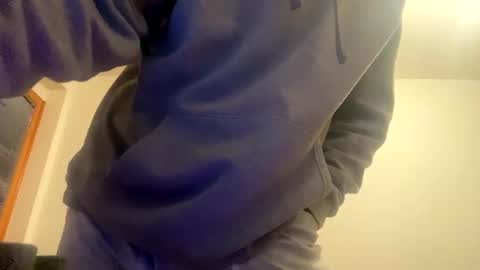 Snapshot of amyyrlikesdeep chatting on 03/02/25, 08:07 amyyrlikesdeep online show from 03/02/25, 08:07