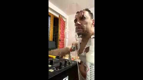 Snapshot of amyyrlikesdeep chatting on 09/24/25, 10:46 amyyrlikesdeep online show from 09/24/25, 10:46