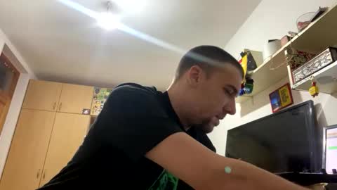 Snapshot of amyyrlikesdeep chatting on 10/19/25, 08:20 amyyrlikesdeep online show from 10/19/25, 08:20