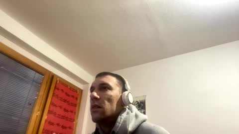 Snapshot of amyyrlikesdeep chatting on 10/22/25, 01:50 amyyrlikesdeep online show from 10/22/25, 01:50