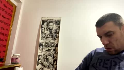 Snapshot of amyyrlikesdeep chatting on 10/29/25, 02:25 amyyrlikesdeep online show from 10/29/25, 02:25