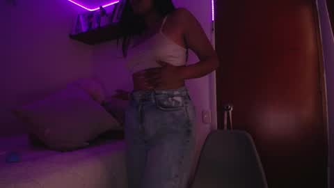 Ana online show from 12/29/24, 04:27