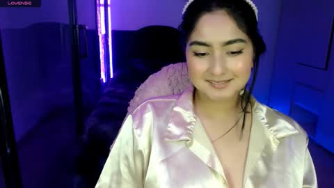 Ana Ricciardi online show from 11/23/25, 04:34