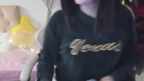 Snapshot of ana_ruuh chatting on 12/22/24, 02:17 Im anna but you can call me as you want online show from 12/22/24, 02:17