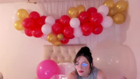 Snapshot of ana_ruuh chatting on 01/30/25, 02:16 Im anna but you can call me as you want online show from 01/30/25, 02:16