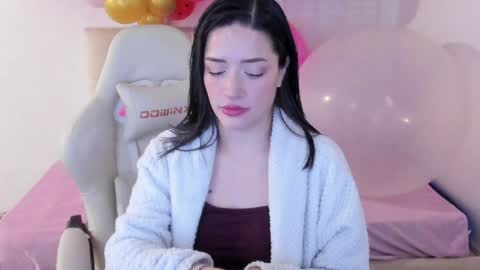 Snapshot of ana_ruuh chatting on 02/03/25, 03:17 Im anna but you can call me as you want online show from 02/03/25, 03:17