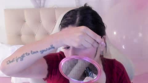 Snapshot of ana_ruuh chatting on 02/04/25, 03:04 Im anna but you can call me as you want online show from 02/04/25, 03:04