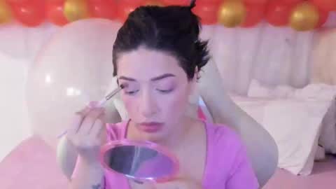 Snapshot of ana_ruuh chatting on 02/05/25, 02:59 Im anna but you can call me as you want online show from 02/05/25, 02:59