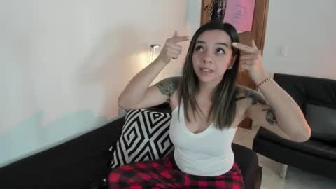 Ana  online show from 04/25/26, 02:14