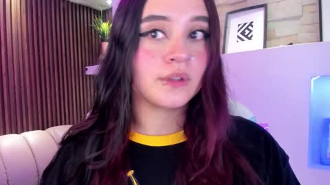 Snapshot of ana_taylor2 chatting on 11/05/25, 03:50 Ana online show from 11/05/25, 03:50