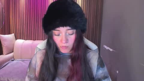 Snapshot of ana_taylor2 chatting on 11/07/25, 04:01 Ana online show from 11/07/25, 04:01