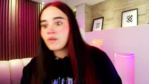 Snapshot of ana_taylor2 chatting on 11/15/25, 03:37 Ana online show from 11/15/25, 03:37