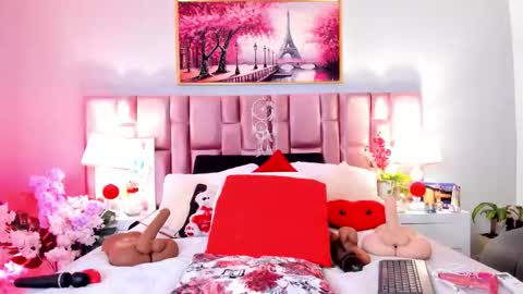 anaa_bellaa online show from 01/08/26, 12:29