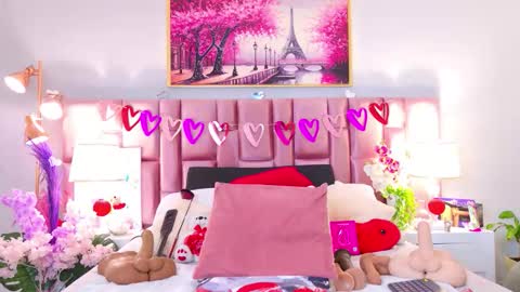 anaa_bellaa online show from 02/18/26, 12:34