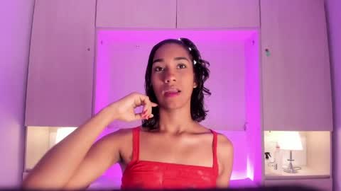 anaacollins_ online show from 05/02/26, 11:37