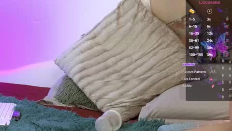 anaaimey online show from 02/14/25, 07:07