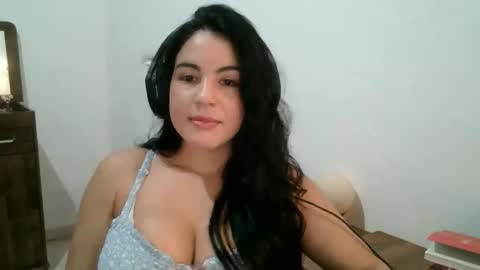 anabelenogueira1 online show from 03/27/26, 03:56