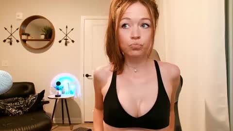 Snapshot of anabelleleigh chatting on 07/23/26, 01:58 Anabelleleigh online show from 07/23/26, 01:58
