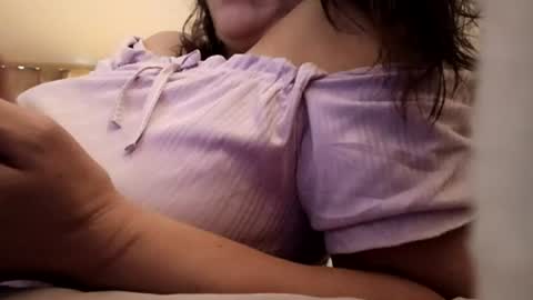 Snapshot of anabellovee chatting on 07/29/26, 06:33 ANABELLOVEE online show from 07/29/26, 06:33