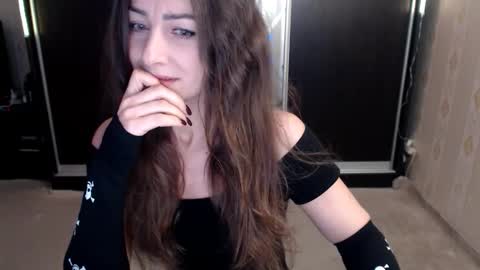 Milana online show from 11/04/25, 04:33