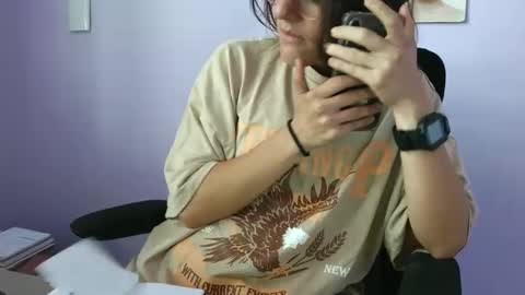 anabelucci_ online show from 03/30/26, 05:03