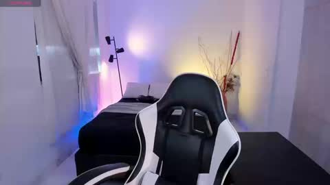 ANABEL WOLF  online show from 09/08/25, 04:39