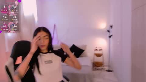 ANABEL WOLF  online show from 11/30/25, 03:16