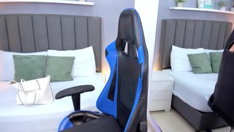 A N A online show from 12/20/25, 08:38