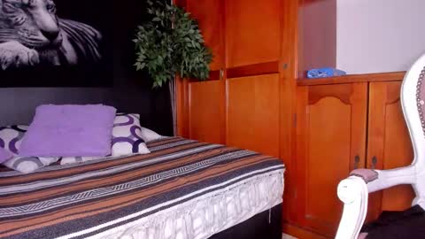 Anahi online show from 09/24/25, 02:59