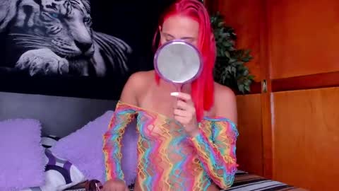 Anahi online show from 10/04/25, 03:26