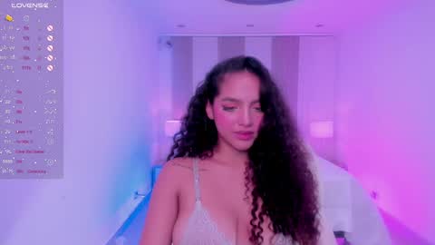 Anahi Curlie online show from 02/11/25, 09:53