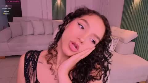 Anahi Curlie online show from 04/11/26, 03:22