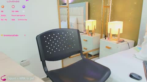 Anahi  online show from 10/08/25, 08:17