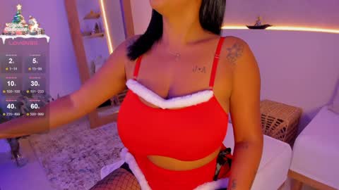 Snapshot of anahi_ryan chatting on 12/23/24, 03:55 Ana online show from 12/23/24, 03:55