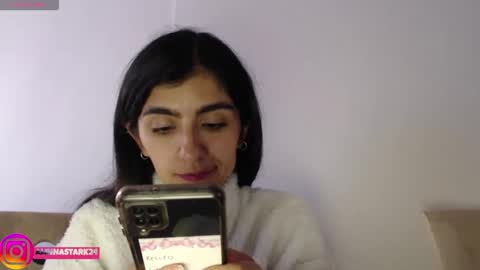 Snapshot of anahibrowns95 chatting on 09/09/25, 07:46 Anahi Browns online show from 09/09/25, 07:46