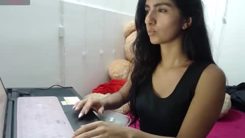 Anahi Browns online show from 01/16/26, 11:20