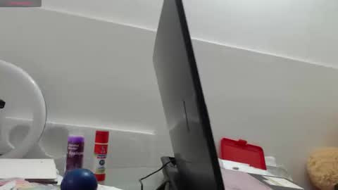 Anahi Browns online show from 03/03/26, 10:15