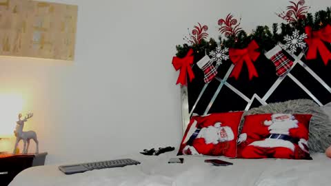 Anah online show from 12/23/24, 04:17