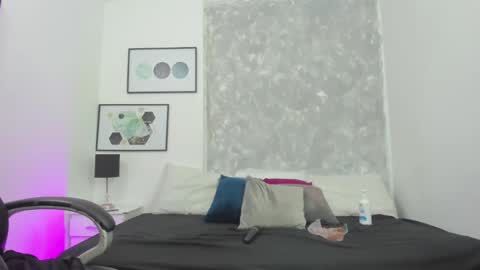 Anahii  online show from 03/08/25, 07:20