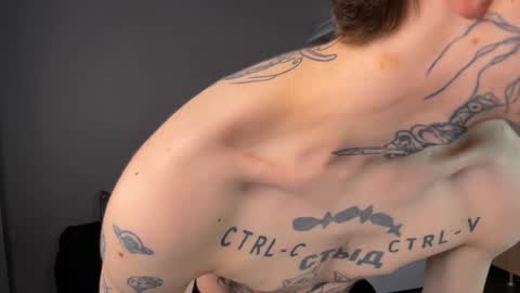 Snapshot of anahori_simon chatting on 12/16/24, 06:53 simon online show from 12/16/24, 06:53