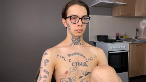 Snapshot of anahori_simon chatting on 12/20/24, 08:06 simon online show from 12/20/24, 08:06