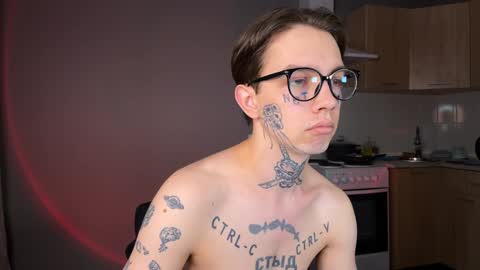 Snapshot of anahori_simon chatting on 12/25/24, 05:48 simon online show from 12/25/24, 05:48