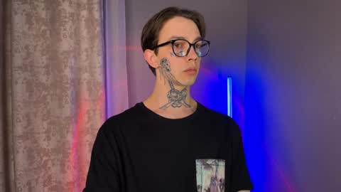 Snapshot of anahori_simon chatting on 01/12/25, 05:33 simon online show from 01/12/25, 05:33