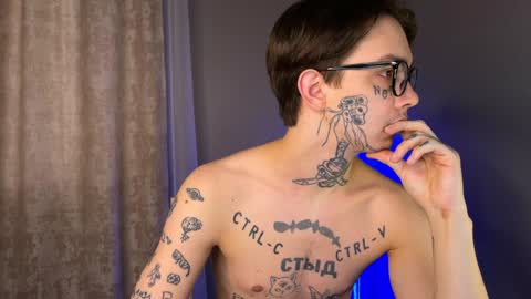 Snapshot of anahori_simon chatting on 01/18/25, 07:49 simon online show from 01/18/25, 07:49