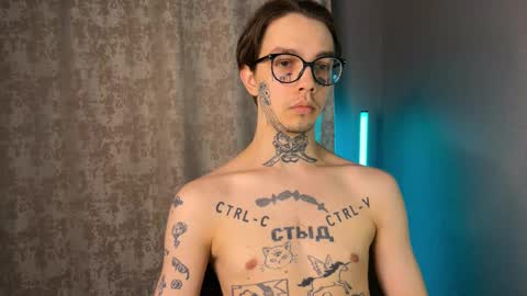 Snapshot of anahori_simon chatting on 02/12/25, 10:15 simon online show from 02/12/25, 10:15