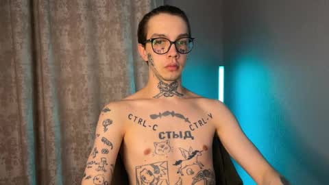 Snapshot of anahori_simon chatting on 02/25/25, 08:41 simon online show from 02/25/25, 08:41