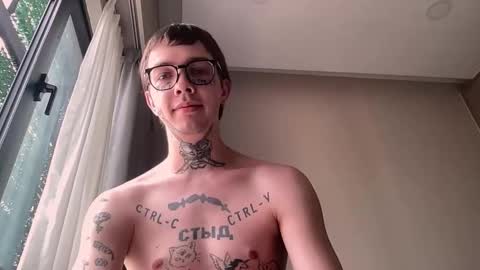 Snapshot of anahori_simon chatting on 02/26/26, 01:48 simon online show from 02/26/26, 01:48